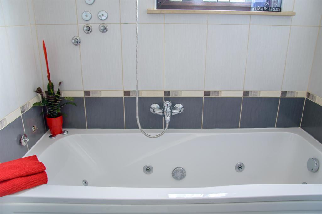 Apartment Roko *