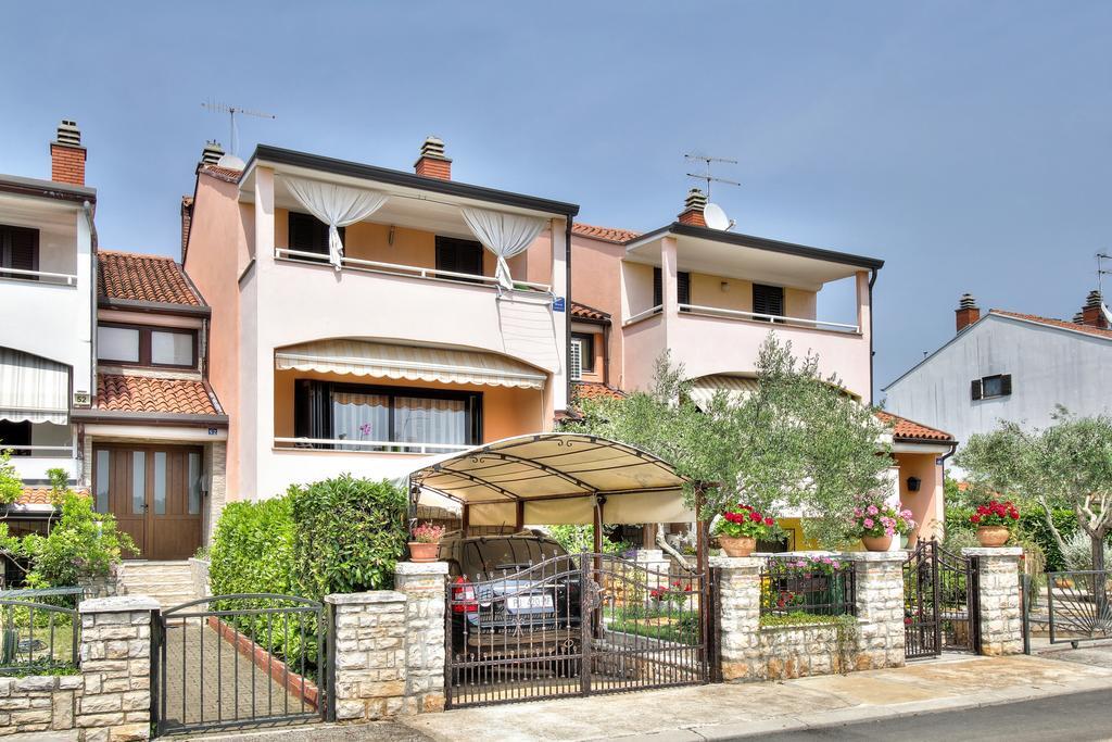 Roko Apartment